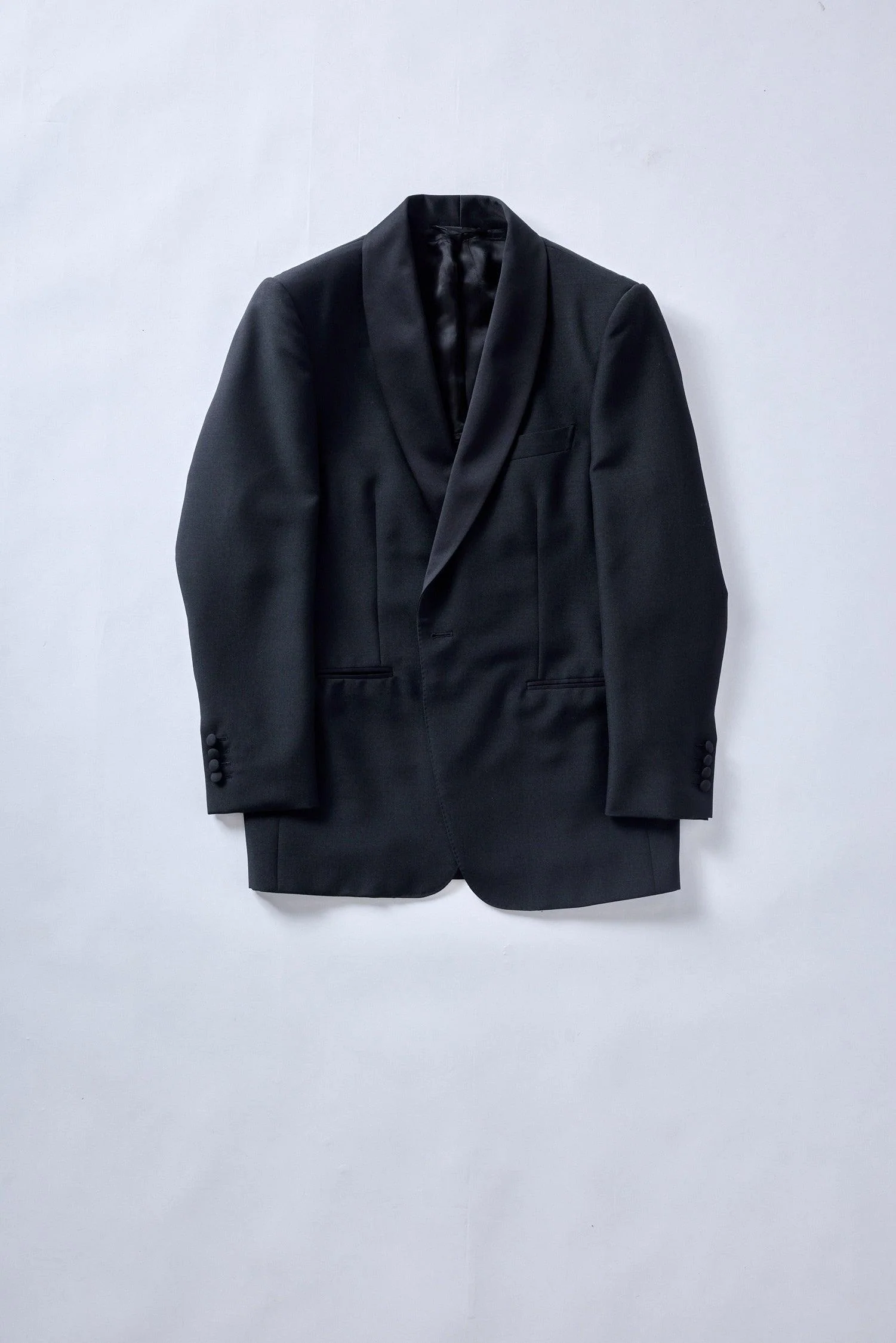 Essential Tuxedo - Image 4