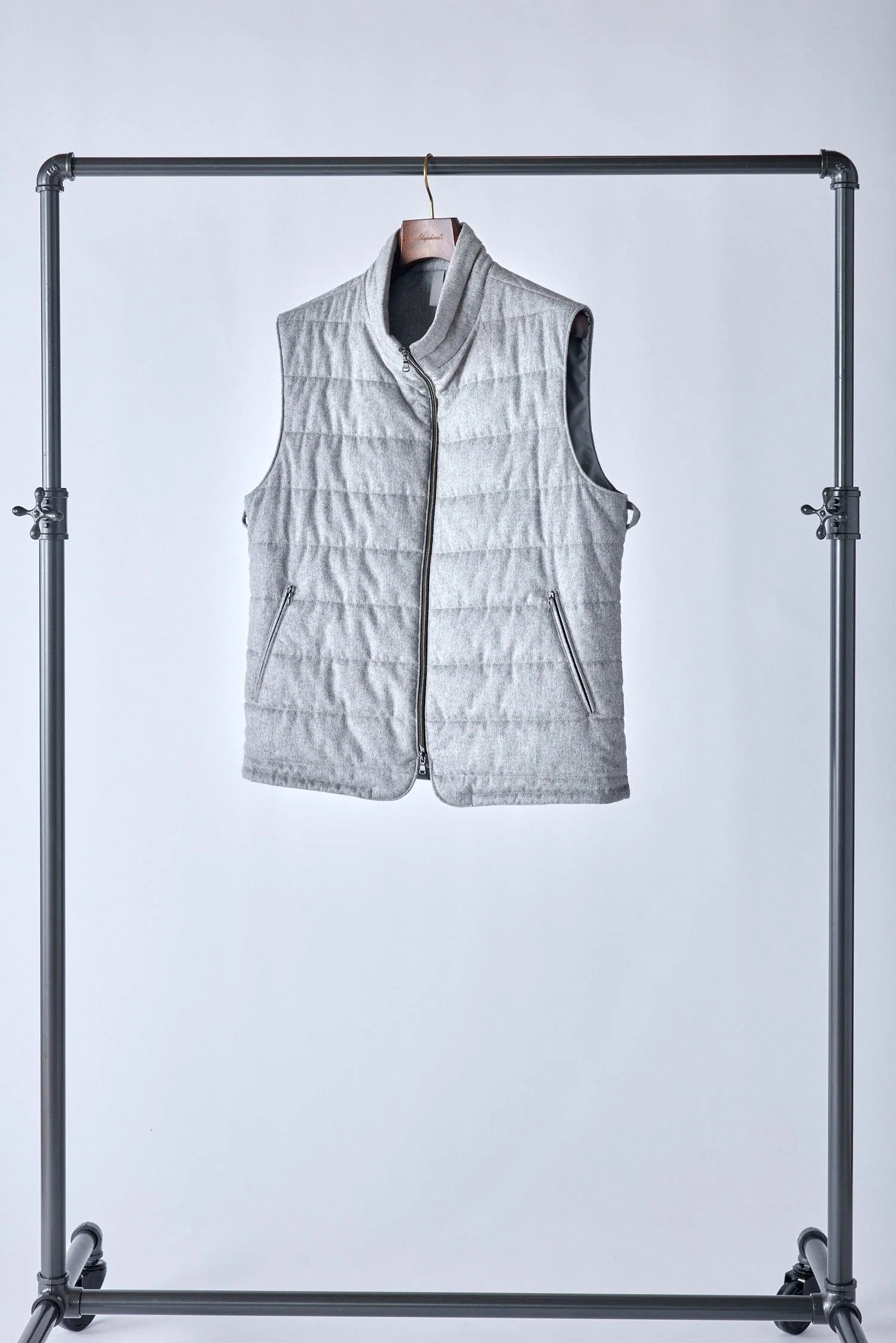 Signature Gray Cashmere Vest - Image 5