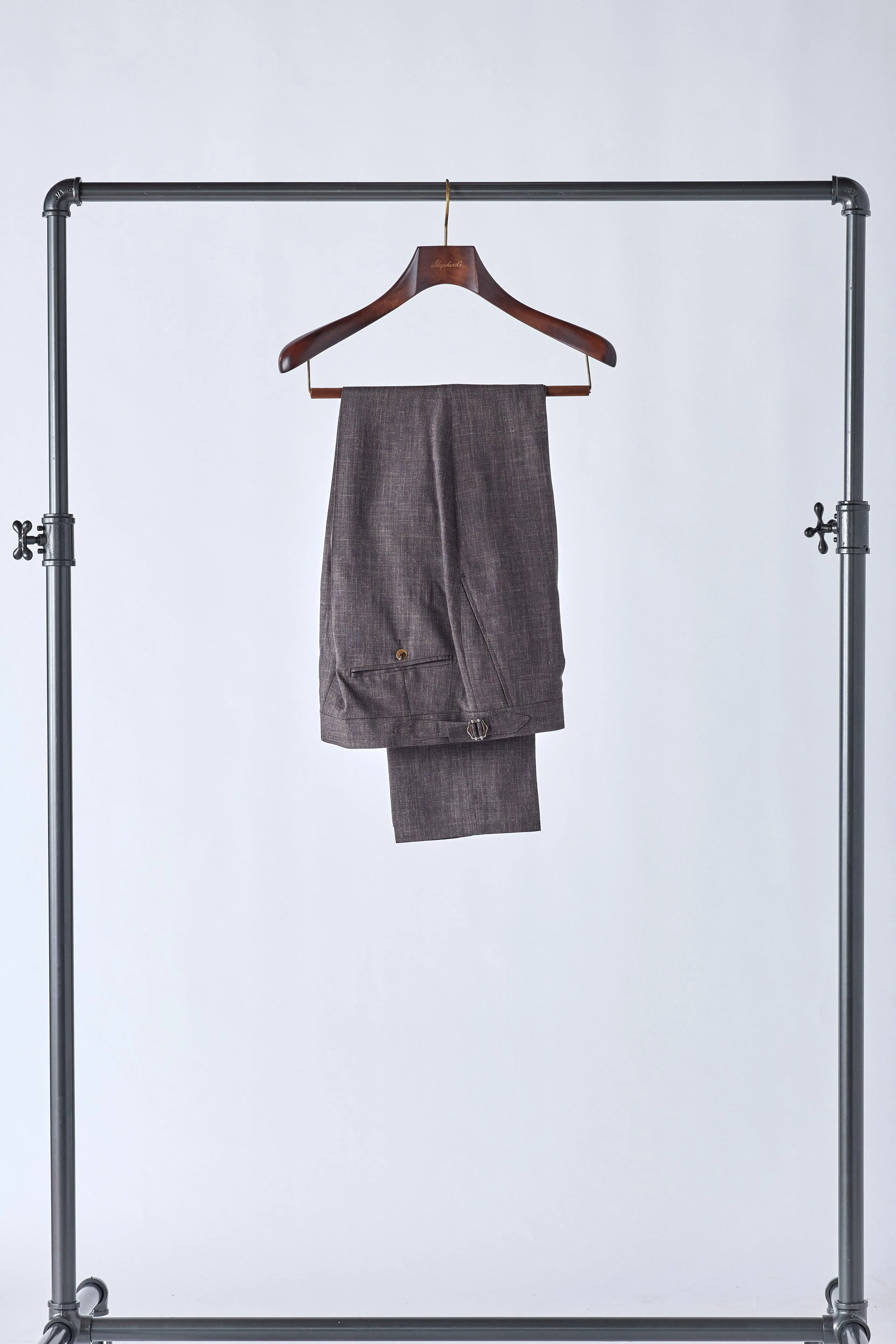 Signature Loro Piana Tobacco Linen Suit - Image 9